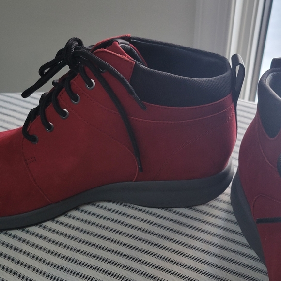 Size 11 Clarks Unstructured Leather Lace-Up Boots - Un Adorn Walk - Picture 5 of 8